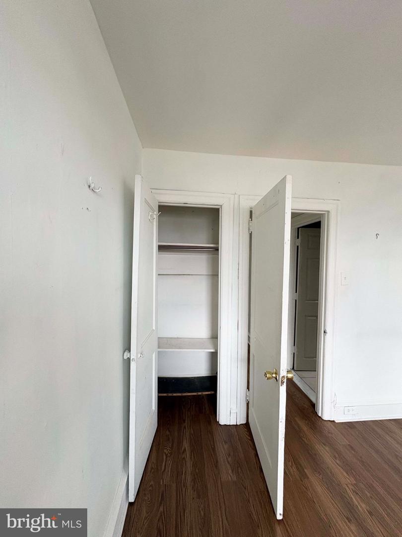 515 E Courtland St Property Photo 17