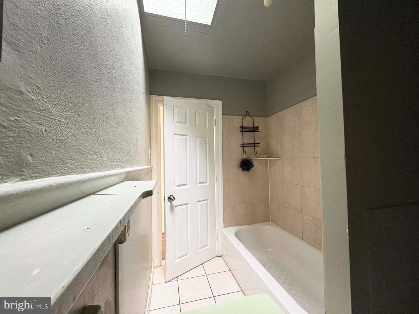 515 E Courtland St Property Photo 20