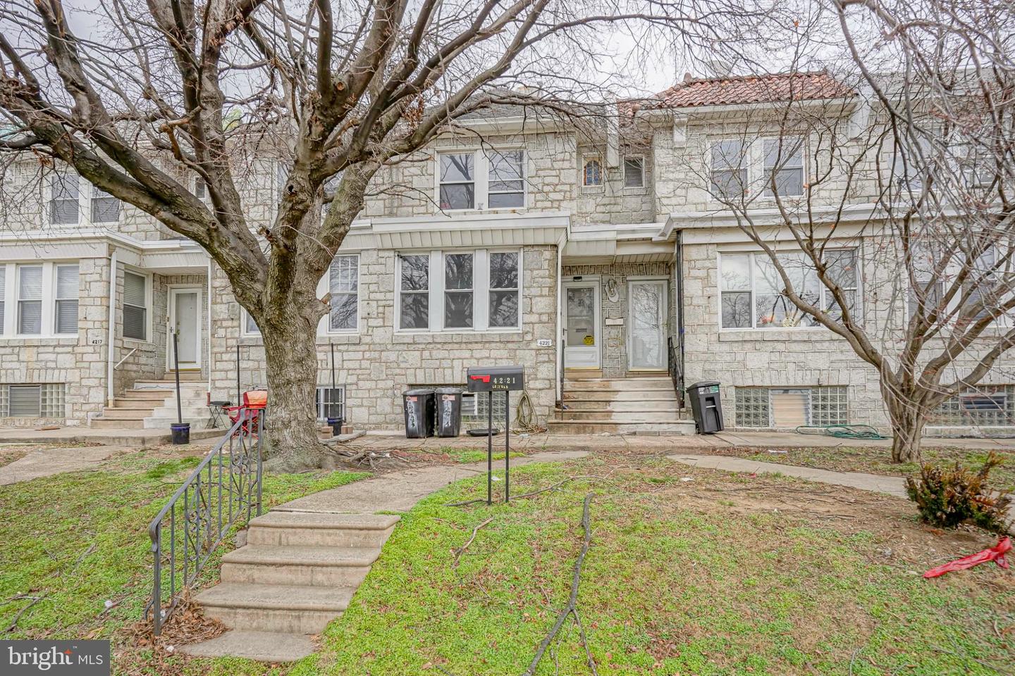 4221 COTTMAN AVE Property Photo 1