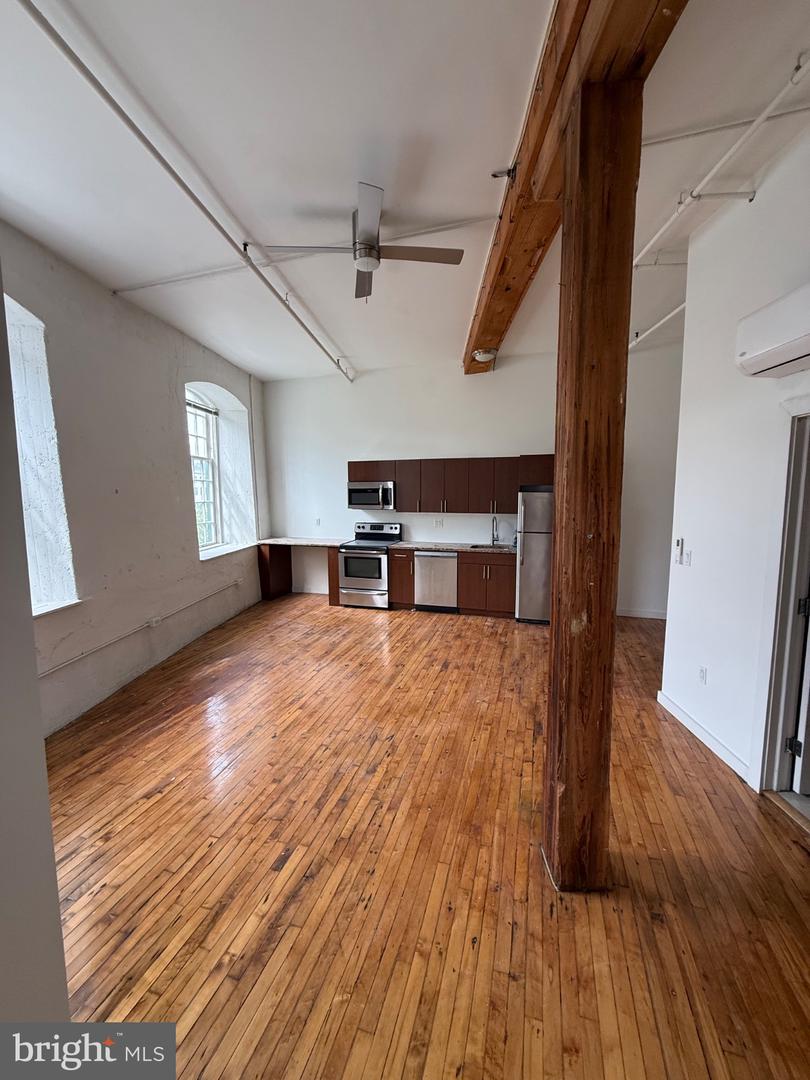 4 Leverington Ave #unit 209 Property Photo 1