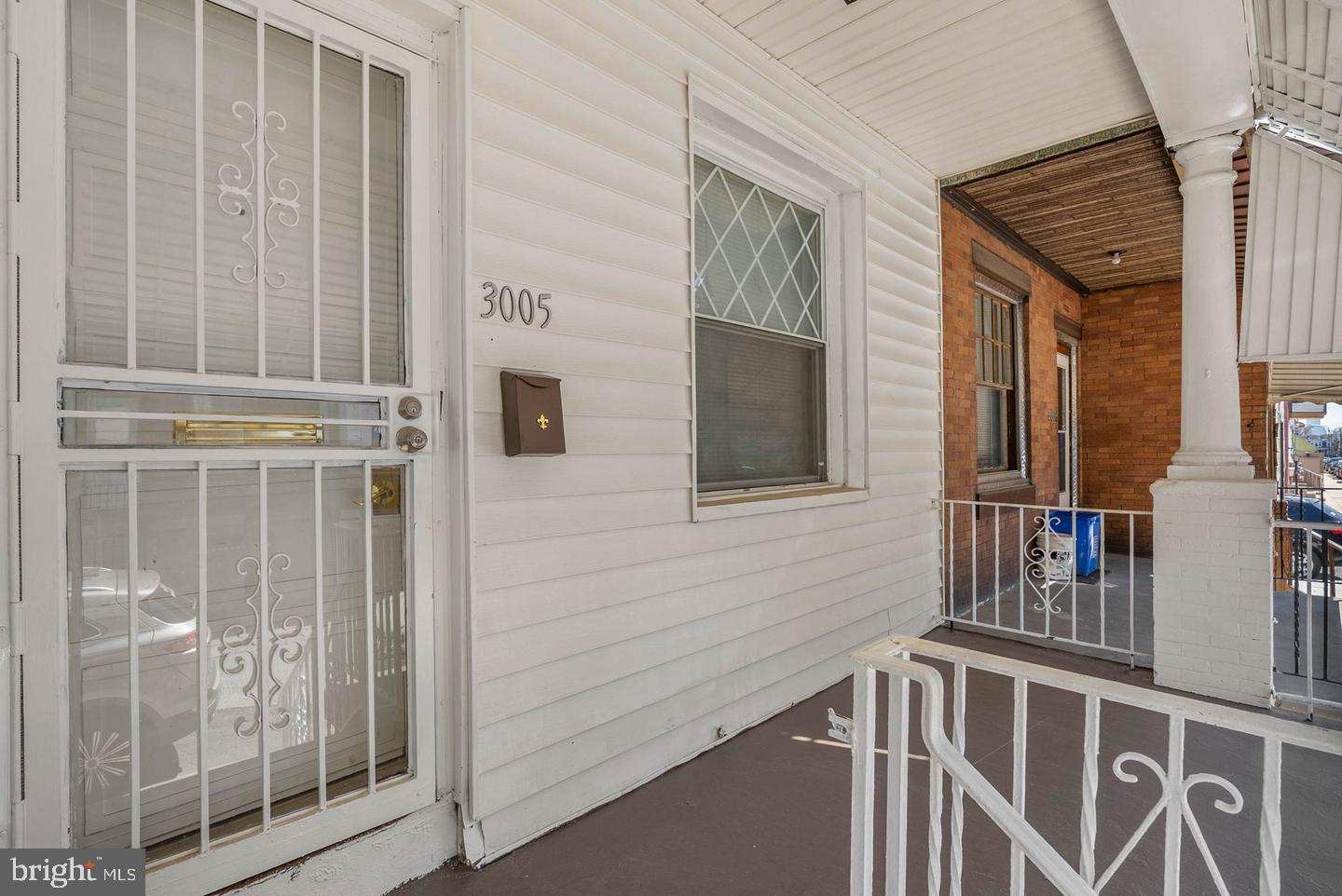 3005 N Stillman St Property Photo 2