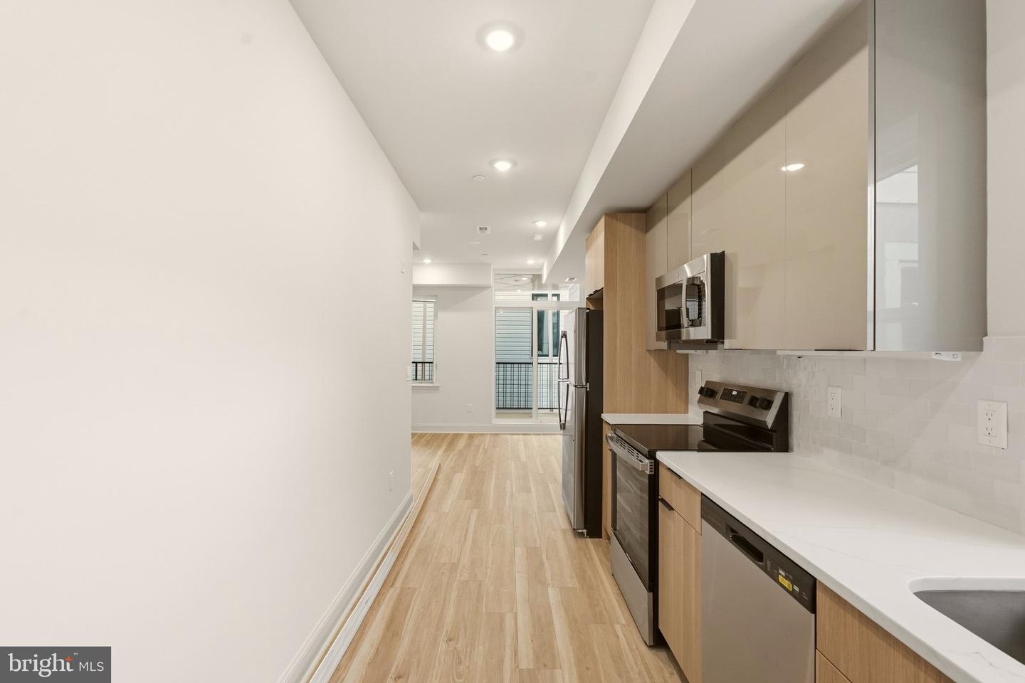1502 N 26th St #2 Property Photo 6