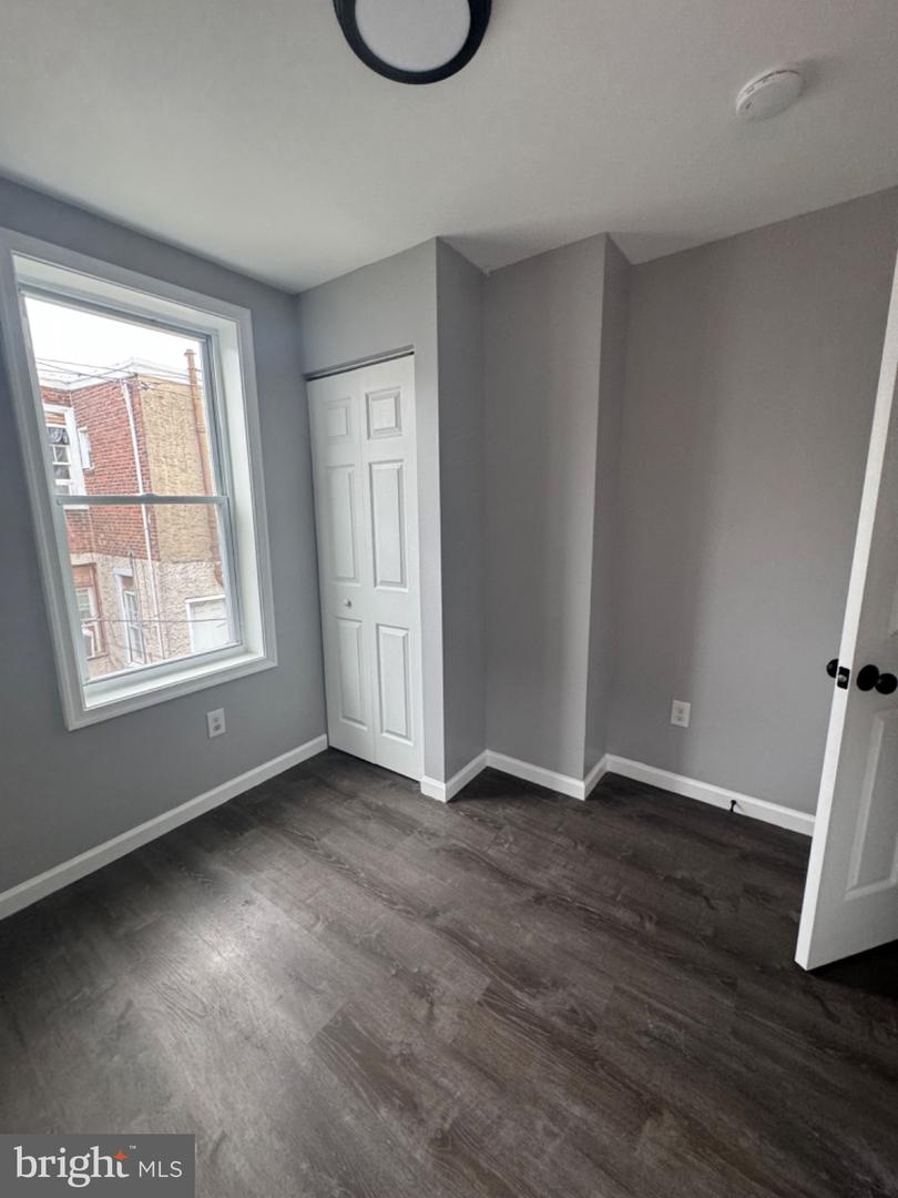 3146 Custer St Property Photo 20
