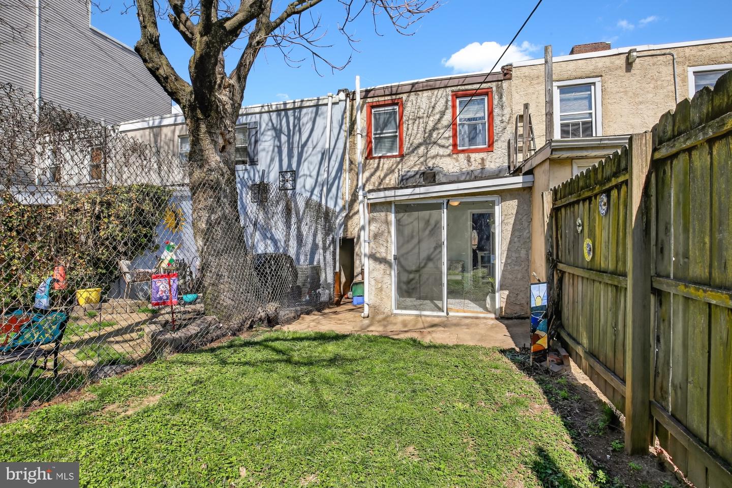2440 E Gordon St Property Photo 11