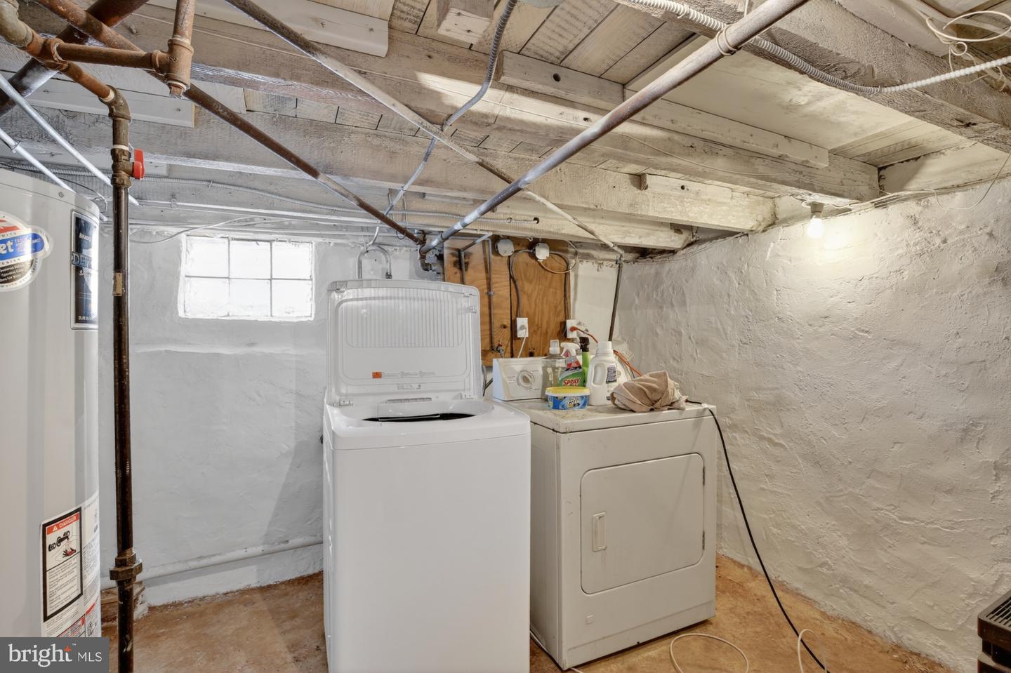 2440 E Gordon St Property Photo 12