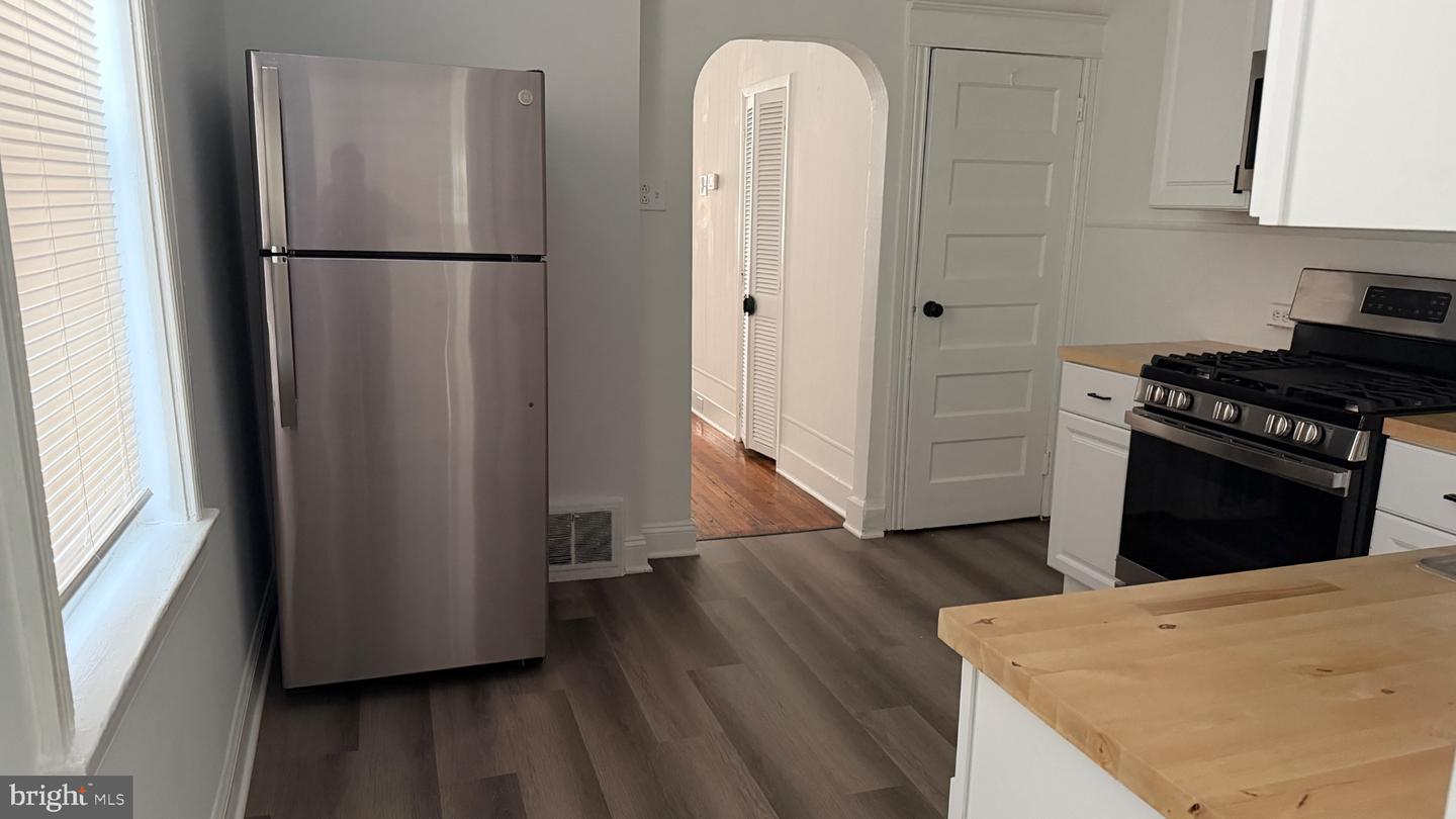 3230 D St Property Photo 5