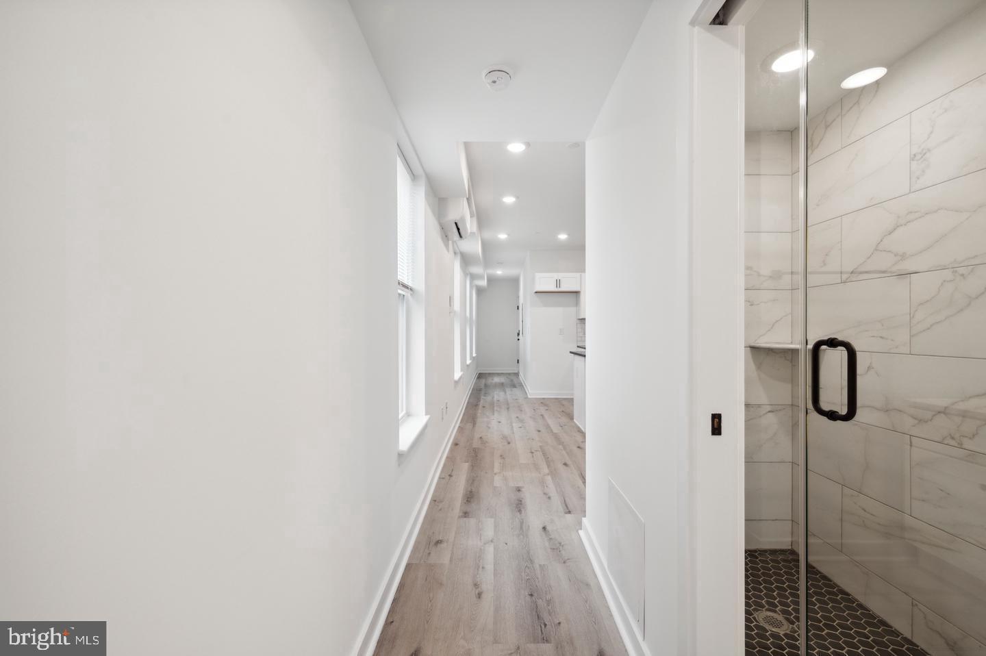 3458 Frankford Ave #4e Property Photo 5