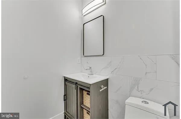 1229 W Hilton St #3 Property Photo 14