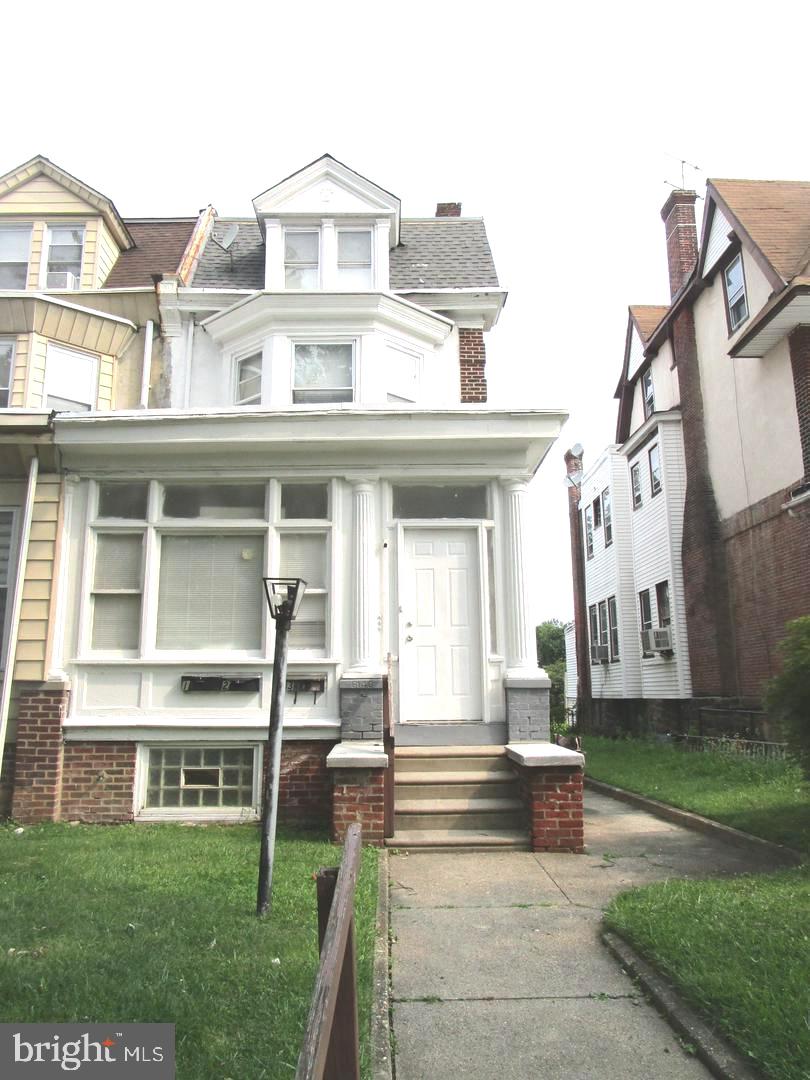 6149 W Columbia Ave #1st Fl Property Photo 6