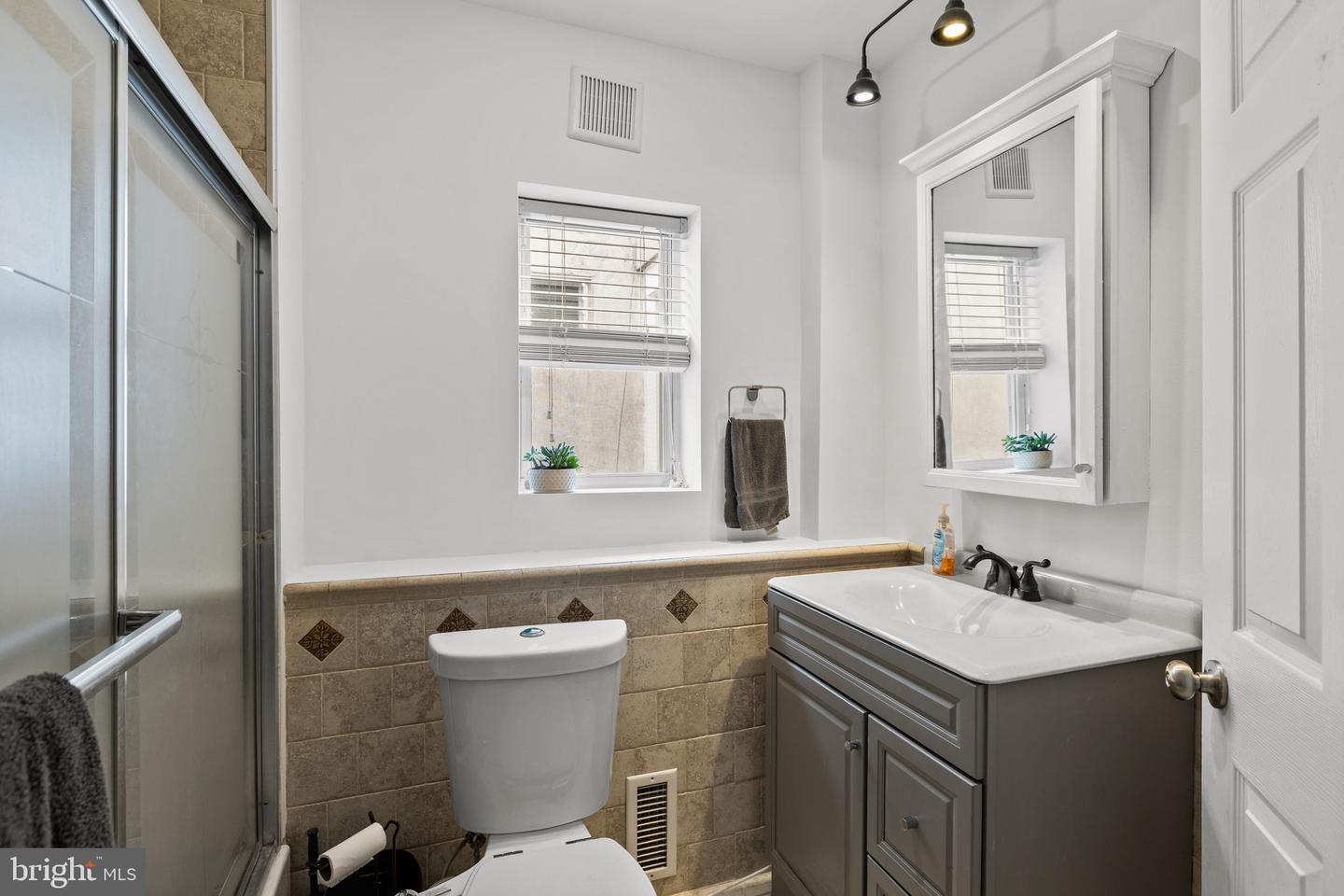 325 Cantrell St Property Photo 26