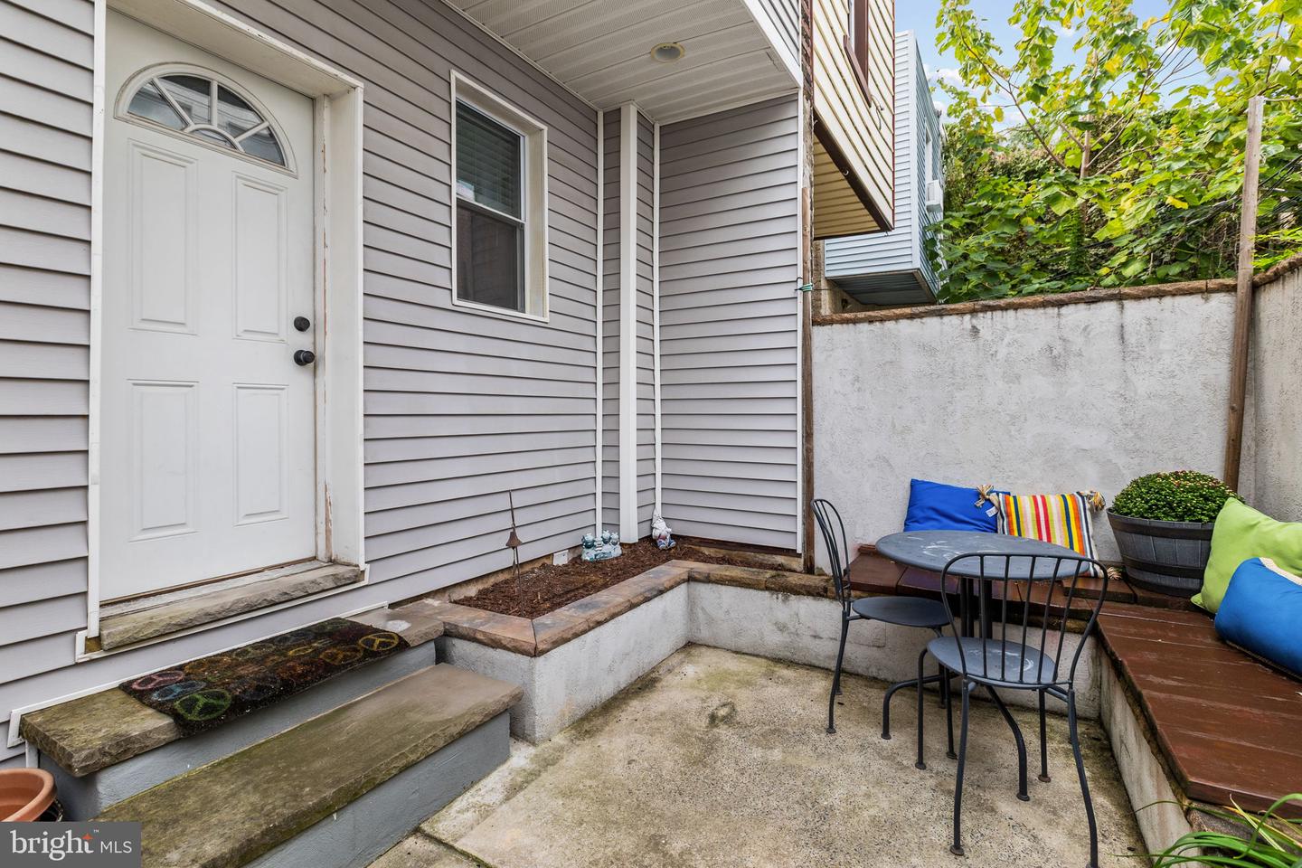 325 Cantrell St Property Photo 30