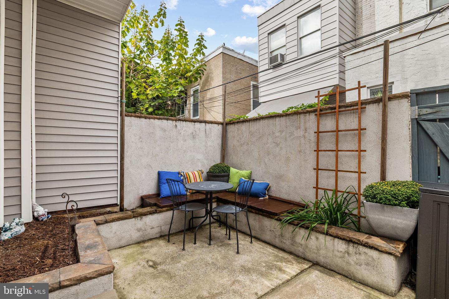 325 Cantrell St Property Photo 31