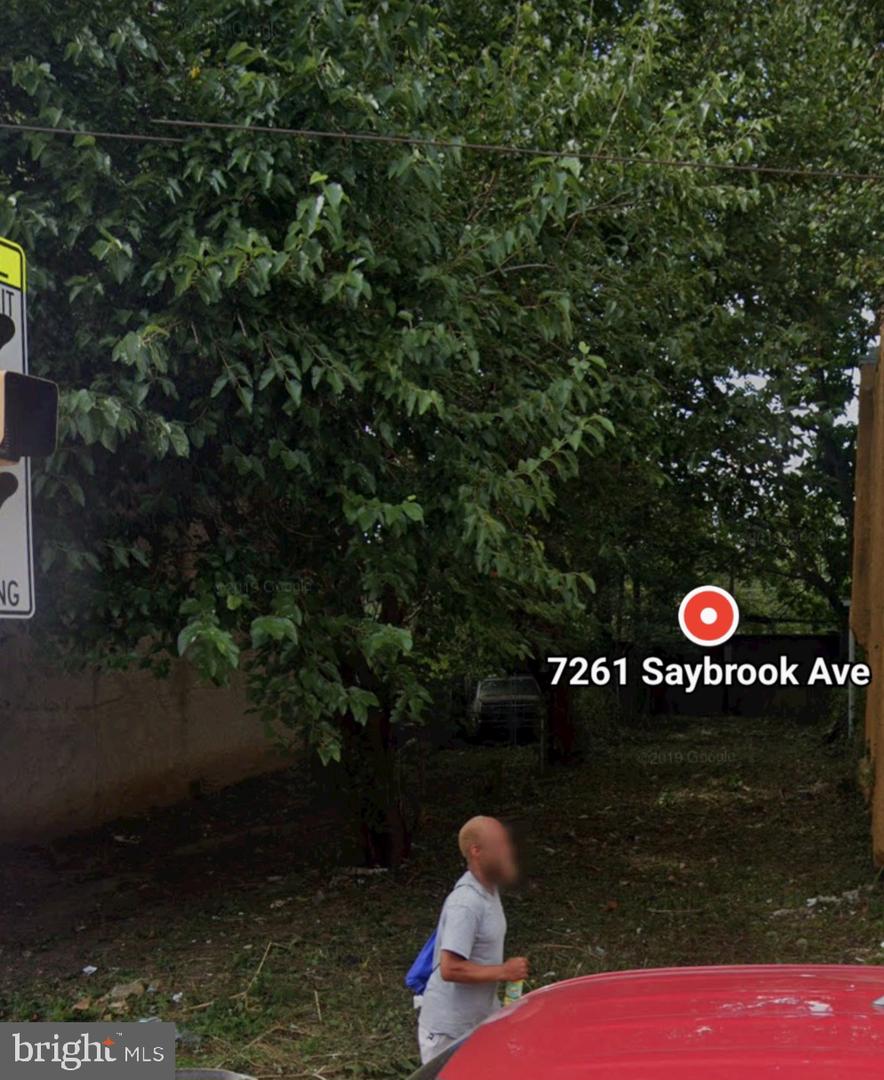 7261 SAYBROOK AVE Property Photo 1