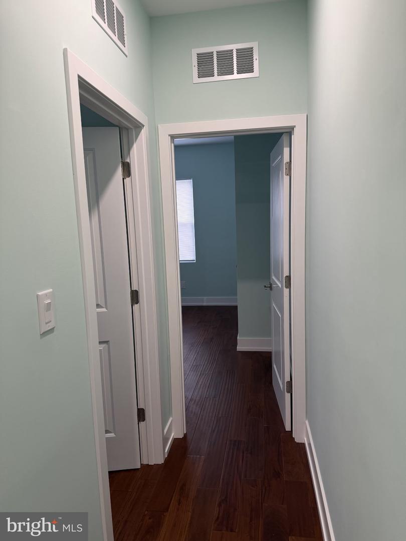 1321 W Loudon St Property Photo 16