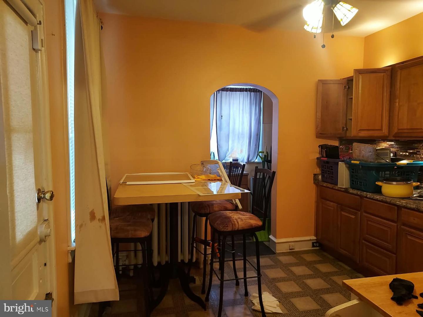 5316 N Sydenham St Property Photo 10