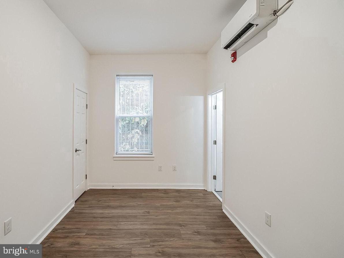 405 S 42nd St #3f Property Photo 11