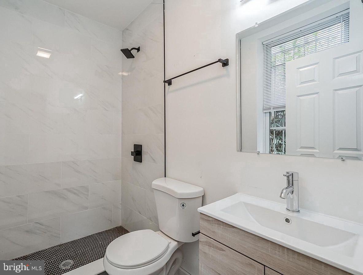 405 S 42nd St #3f Property Photo 12