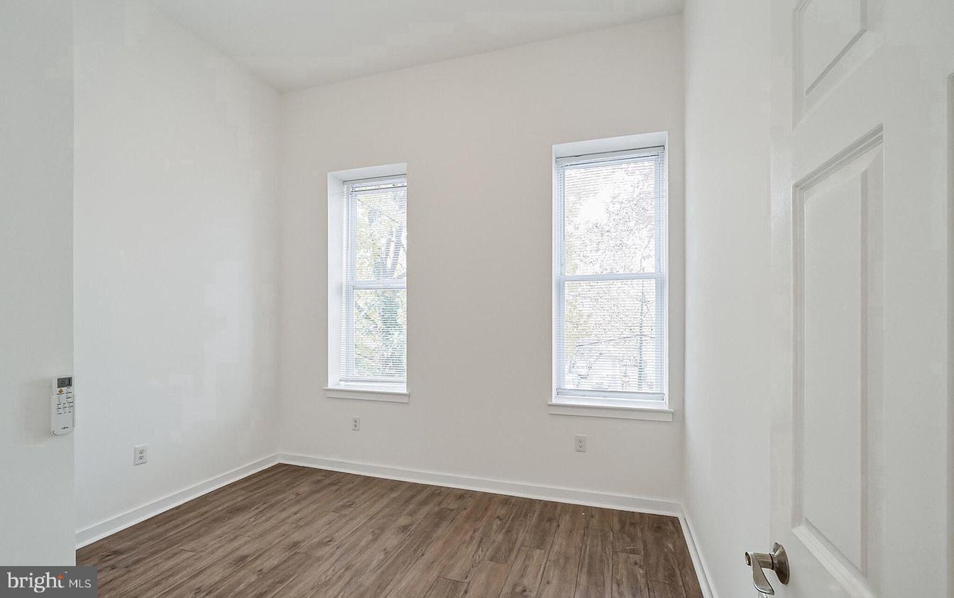 405 S 42nd St #3f Property Photo 21