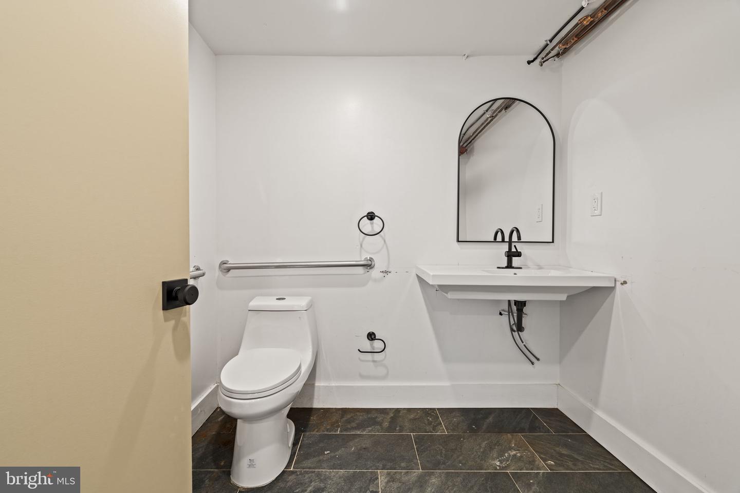 900 N 41st St Property Photo 5