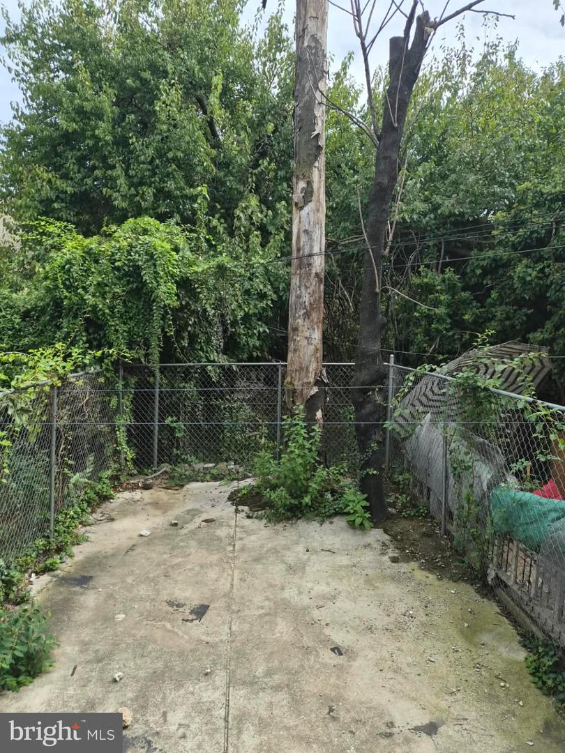 551 N Gross St Property Photo 13