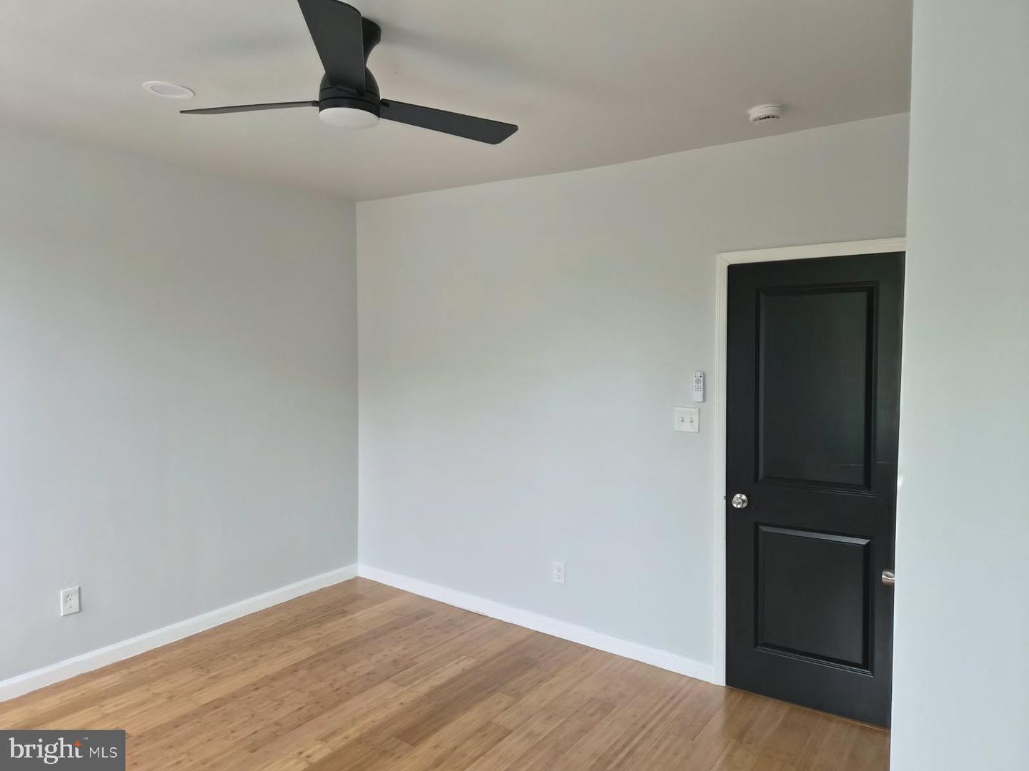 551 N Gross St Property Photo 17