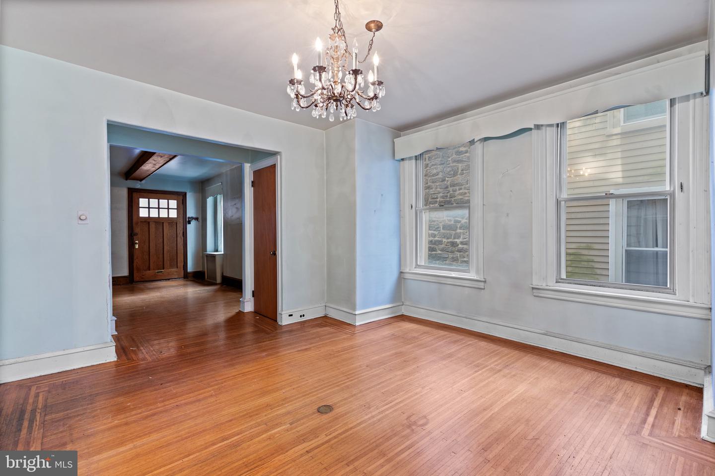 129 W Nippon St Property Photo 11