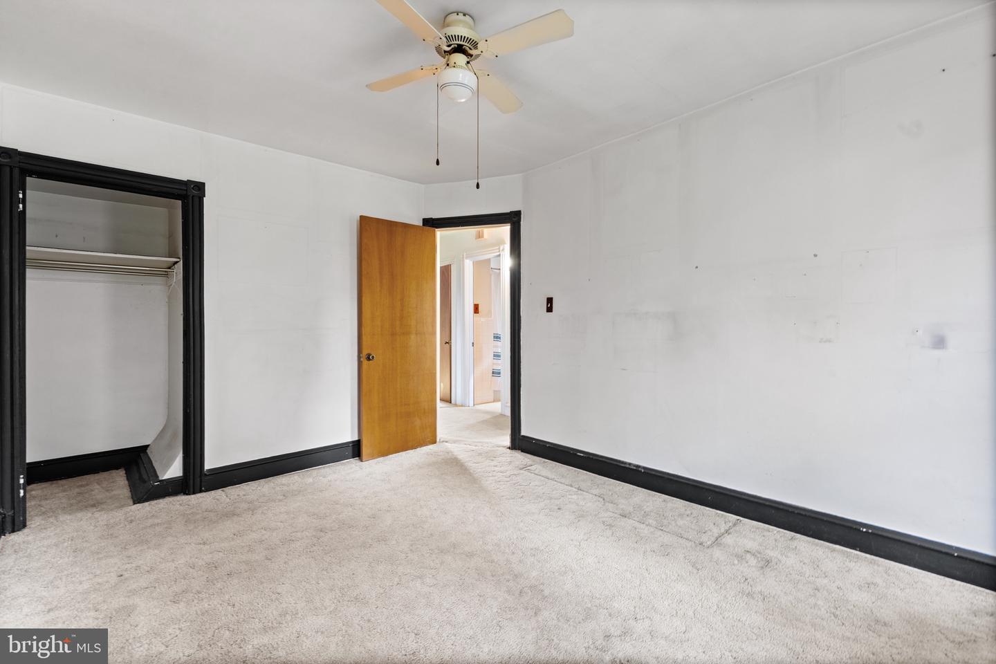 129 W Nippon St Property Photo 22