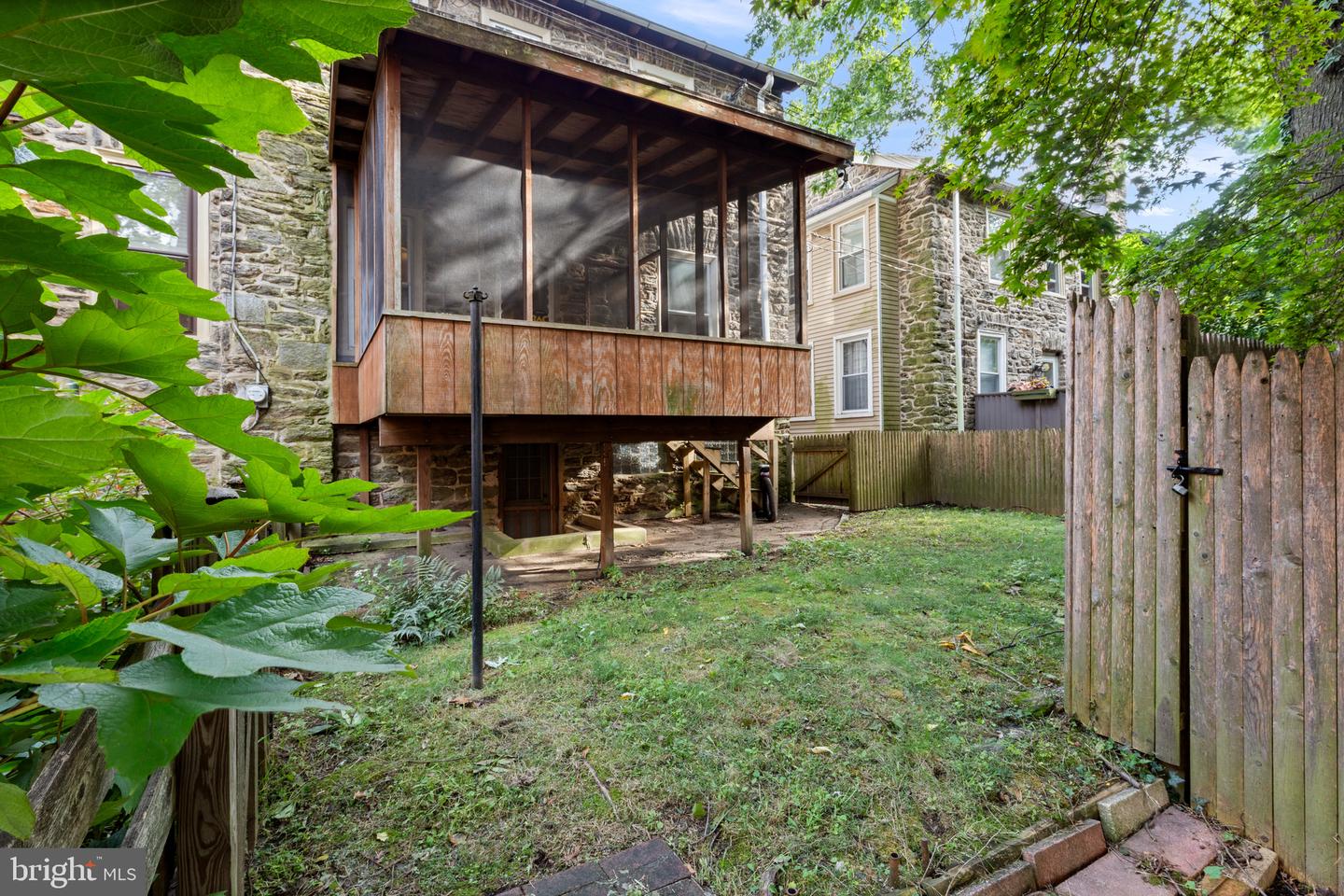 129 W Nippon St Property Photo 29