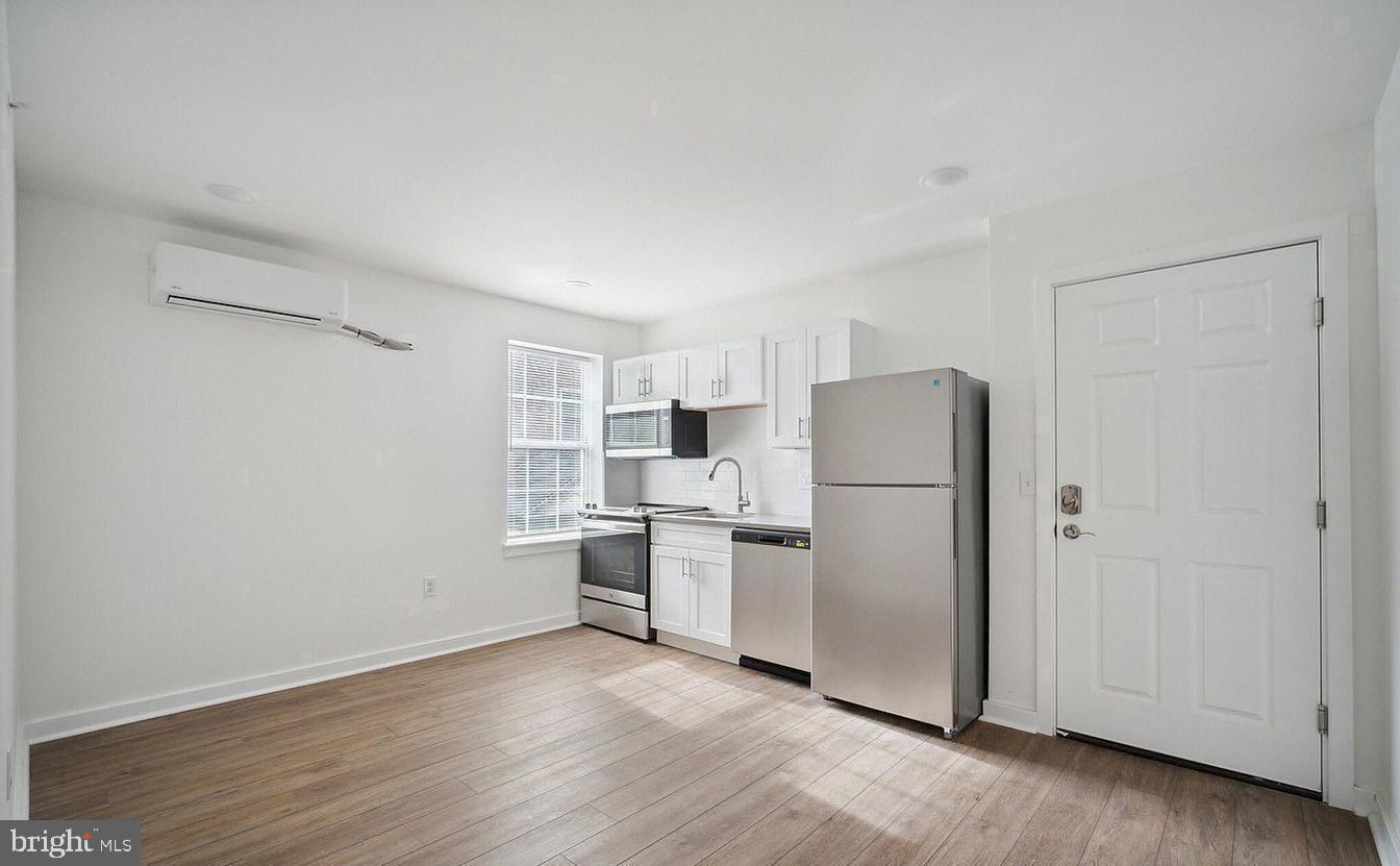 407 S 42nd St #1r Property Photo 27