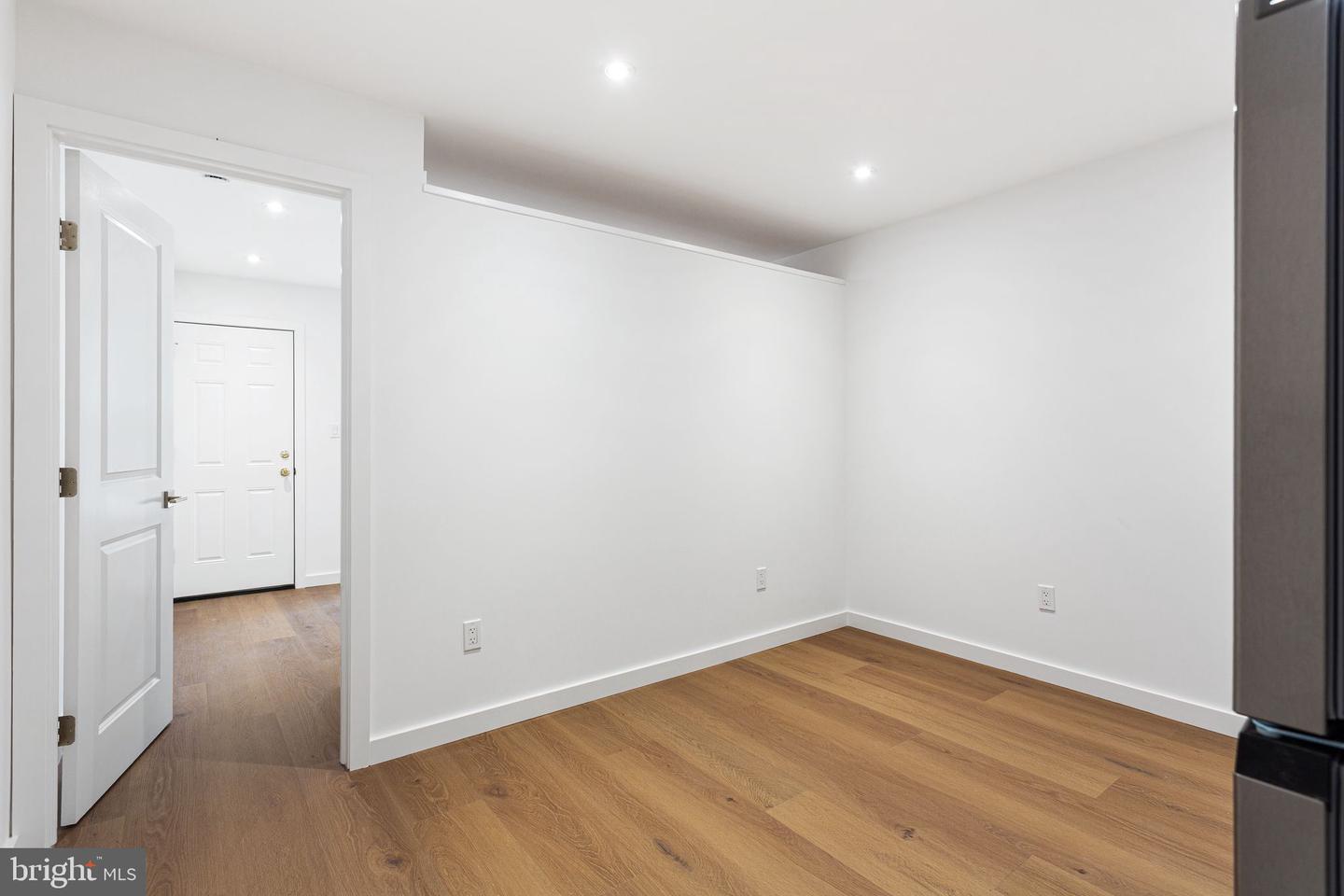 709 S 19th St #2r Property Photo 4