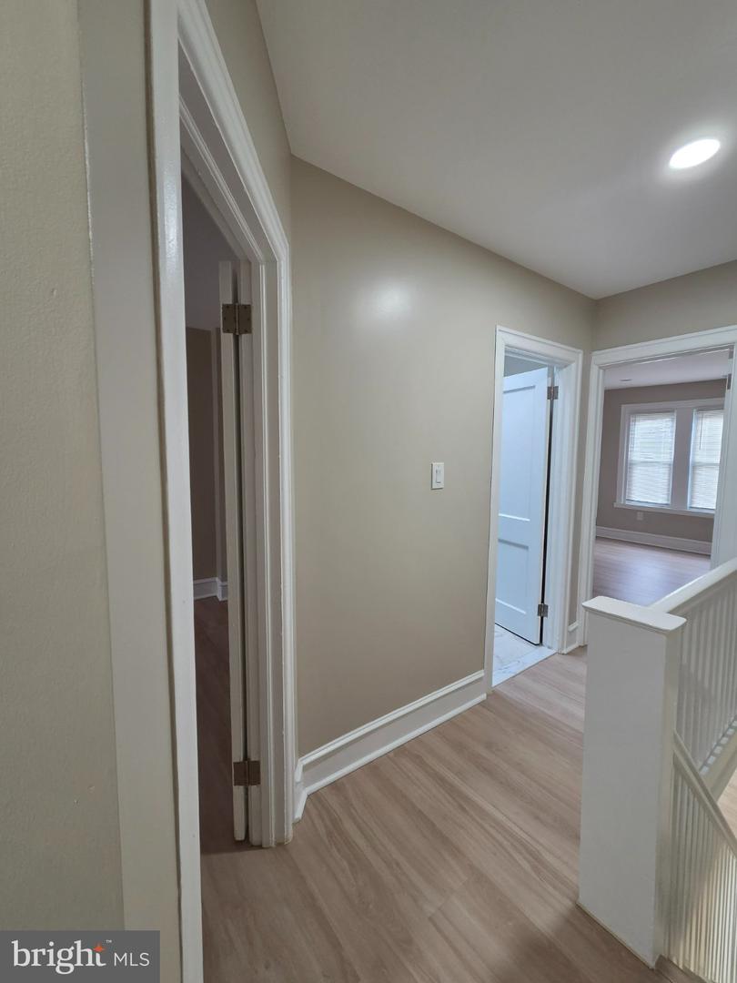 3848 Bennington St Property Photo 44