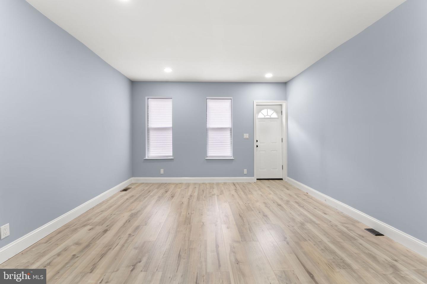 1541 S Stillman St Property Photo 18