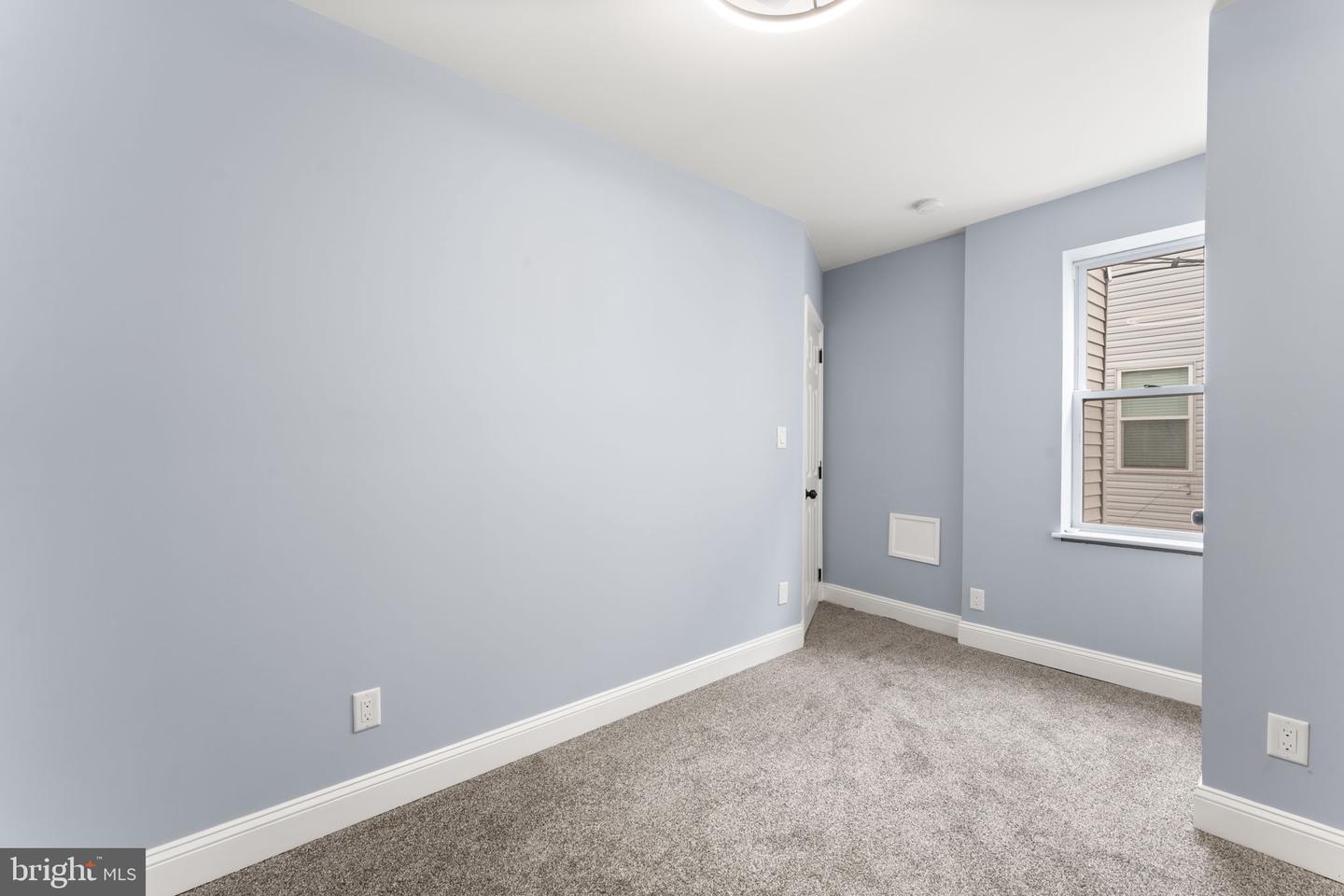 1541 S Stillman St Property Photo 27