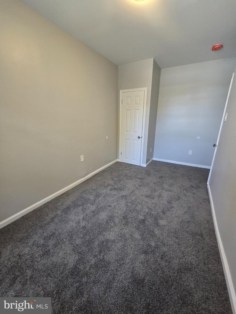6019 Trinity St Property Photo 35