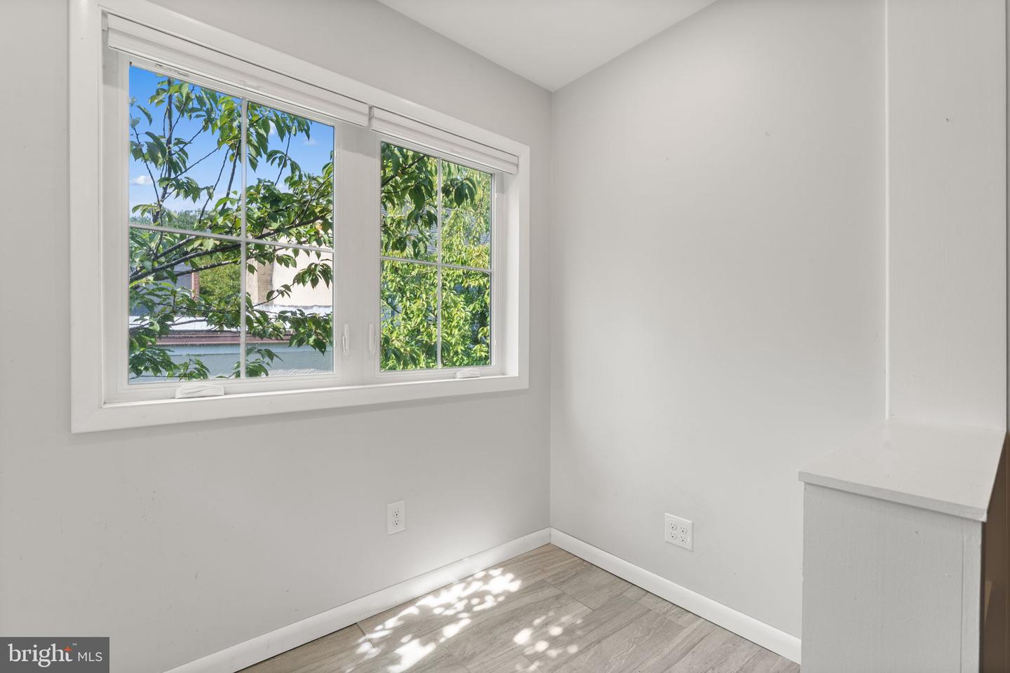 718 Addison St #f Property Photo 34