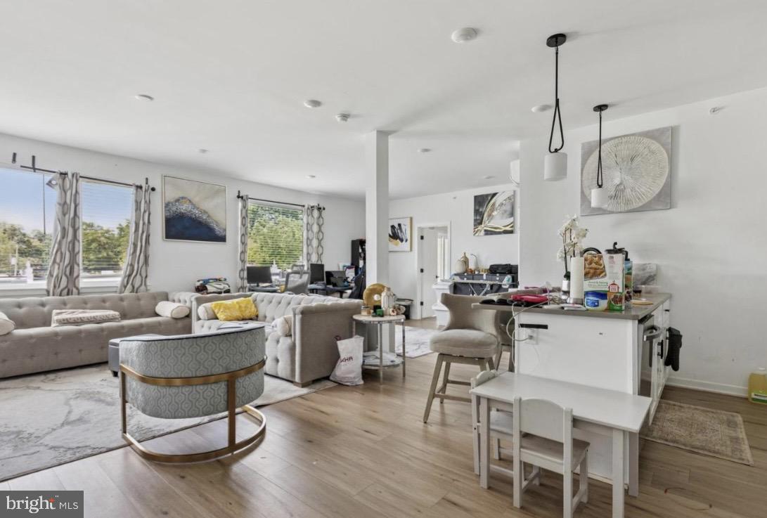 22 E Rittenhouse St #2 Property Photo 1