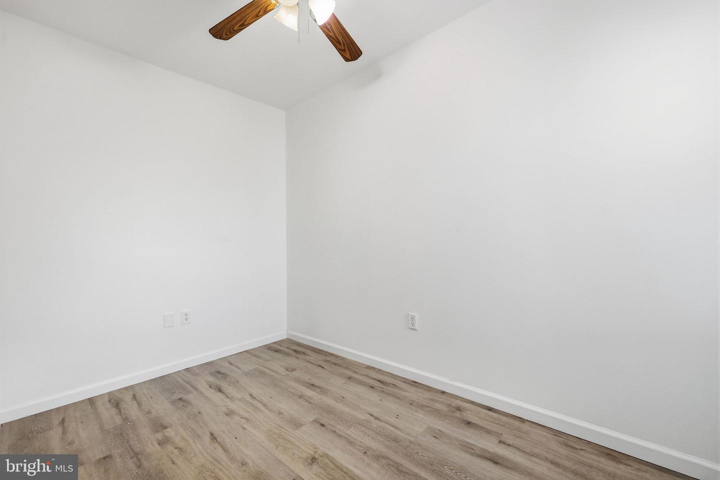 2304 E Albert St Property Photo 18