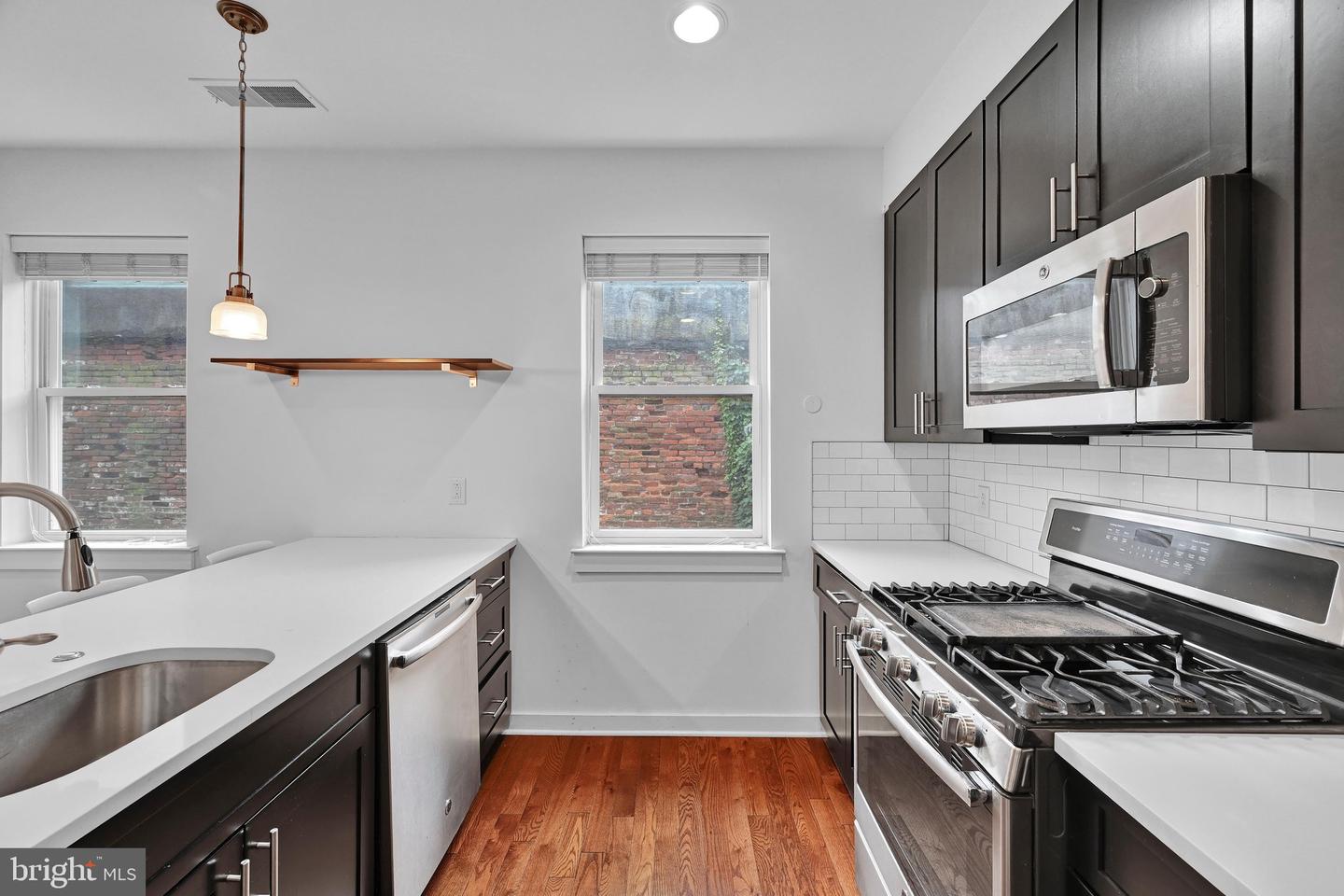 2517 E Cambria St #e Property Photo 14