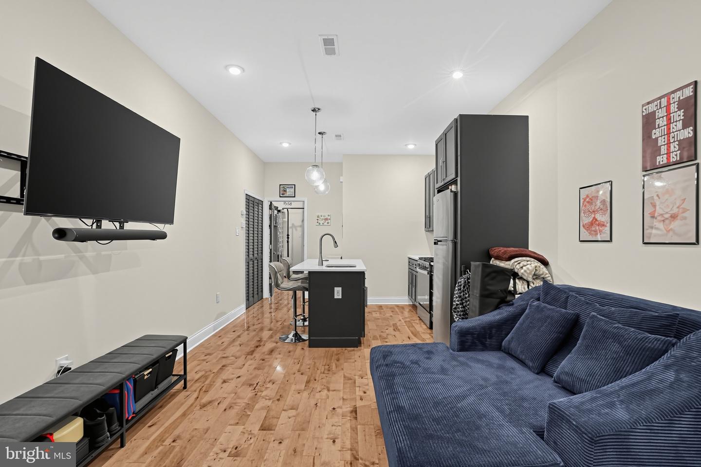 5221 Walnut St Property Photo 10