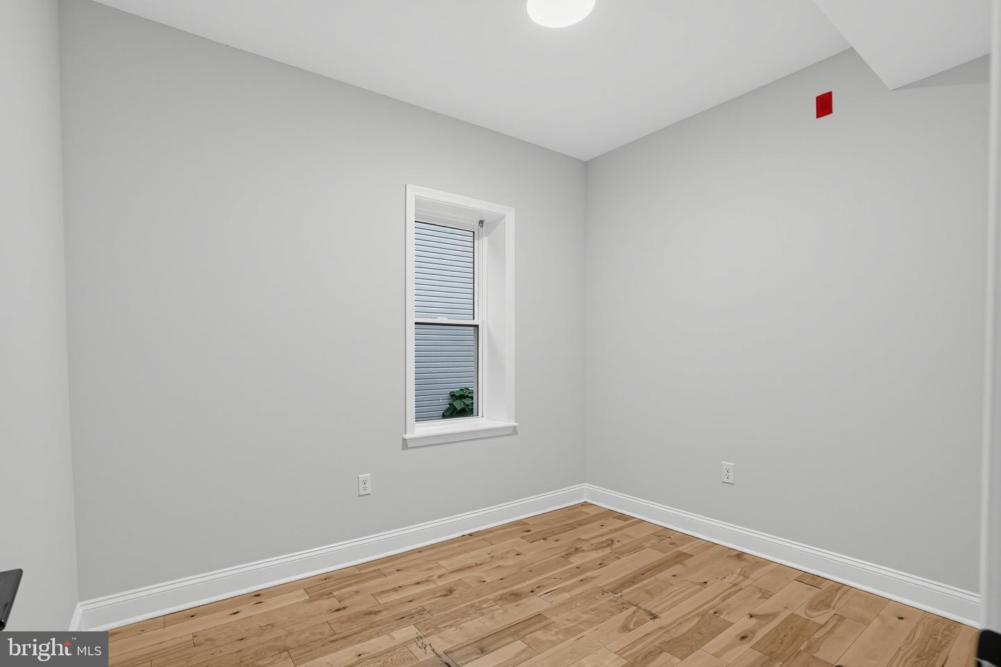 5221 Walnut St Property Photo 17