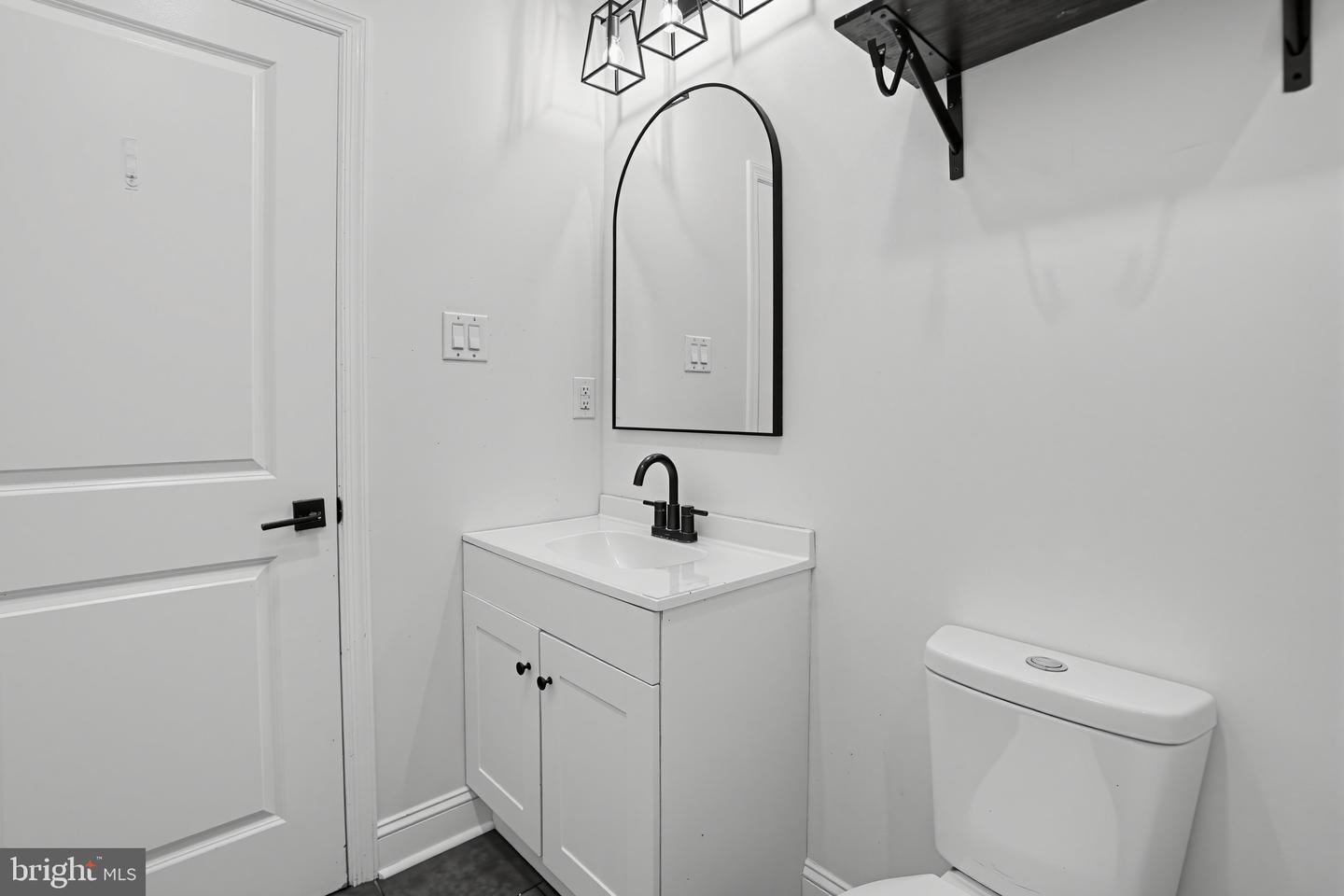 5221 Walnut St Property Photo 33