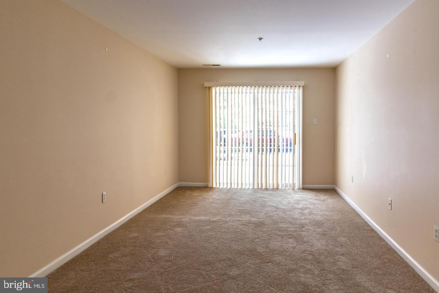 9228-38 Blue Grass Rd #37 Property Photo 7
