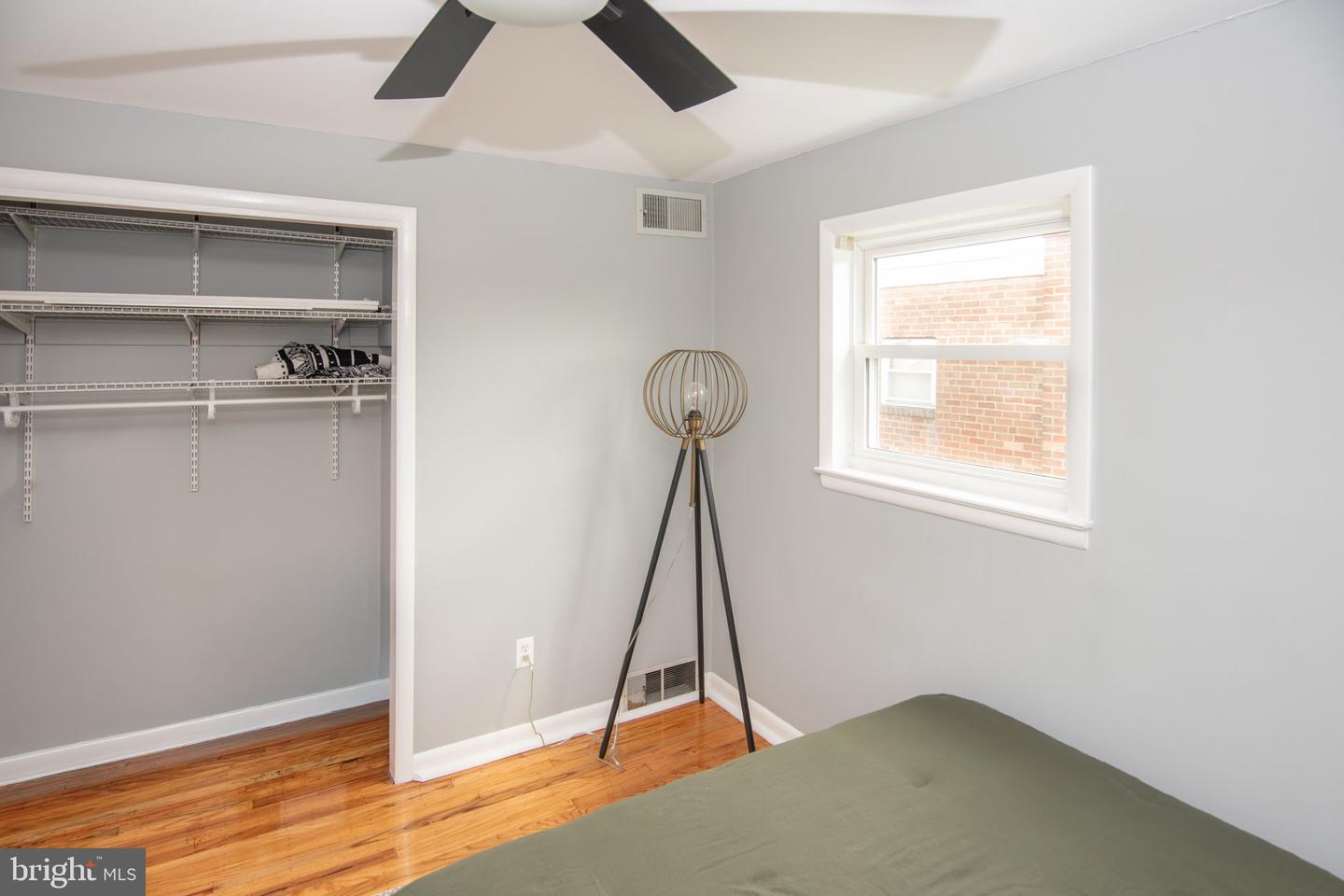 622 Emerson St Property Photo 22