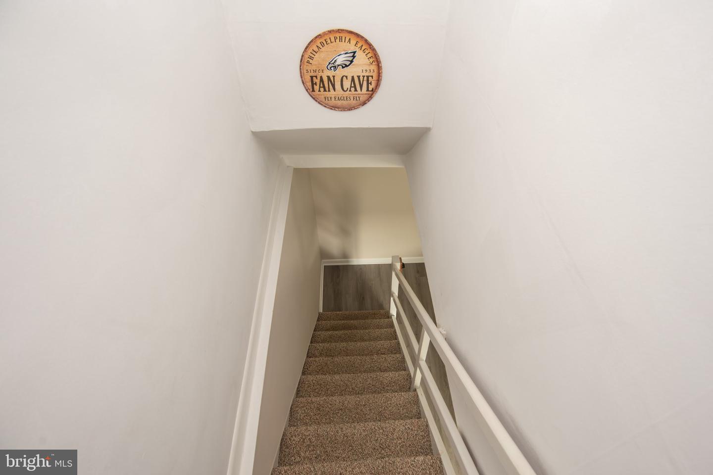 622 Emerson St Property Photo 28