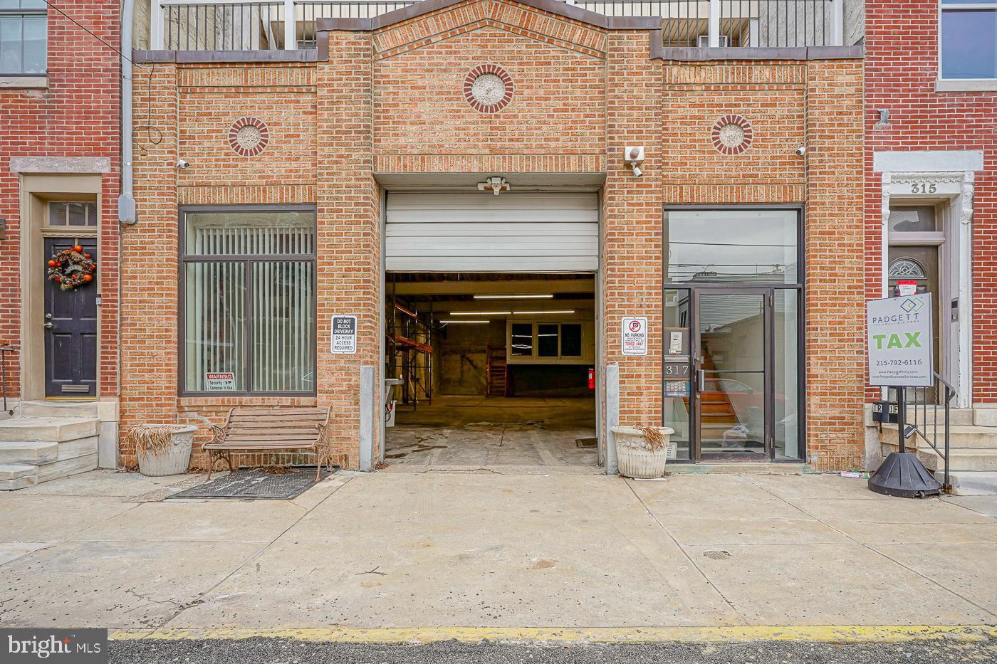 317 Dickinson St #warehouse Property Photo 12
