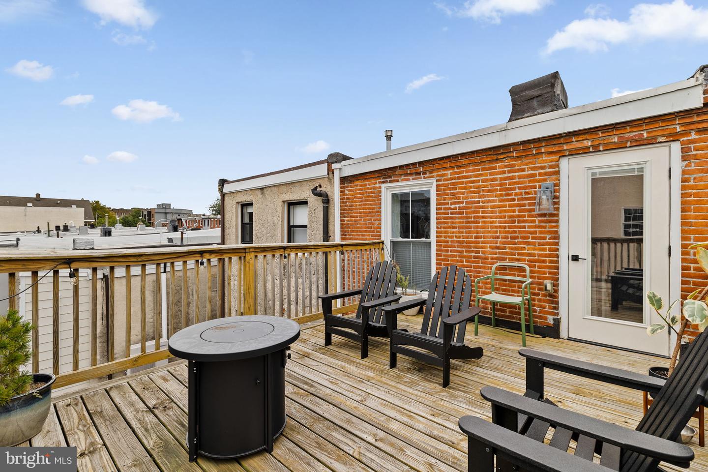 2609 Christian St Property Photo 41