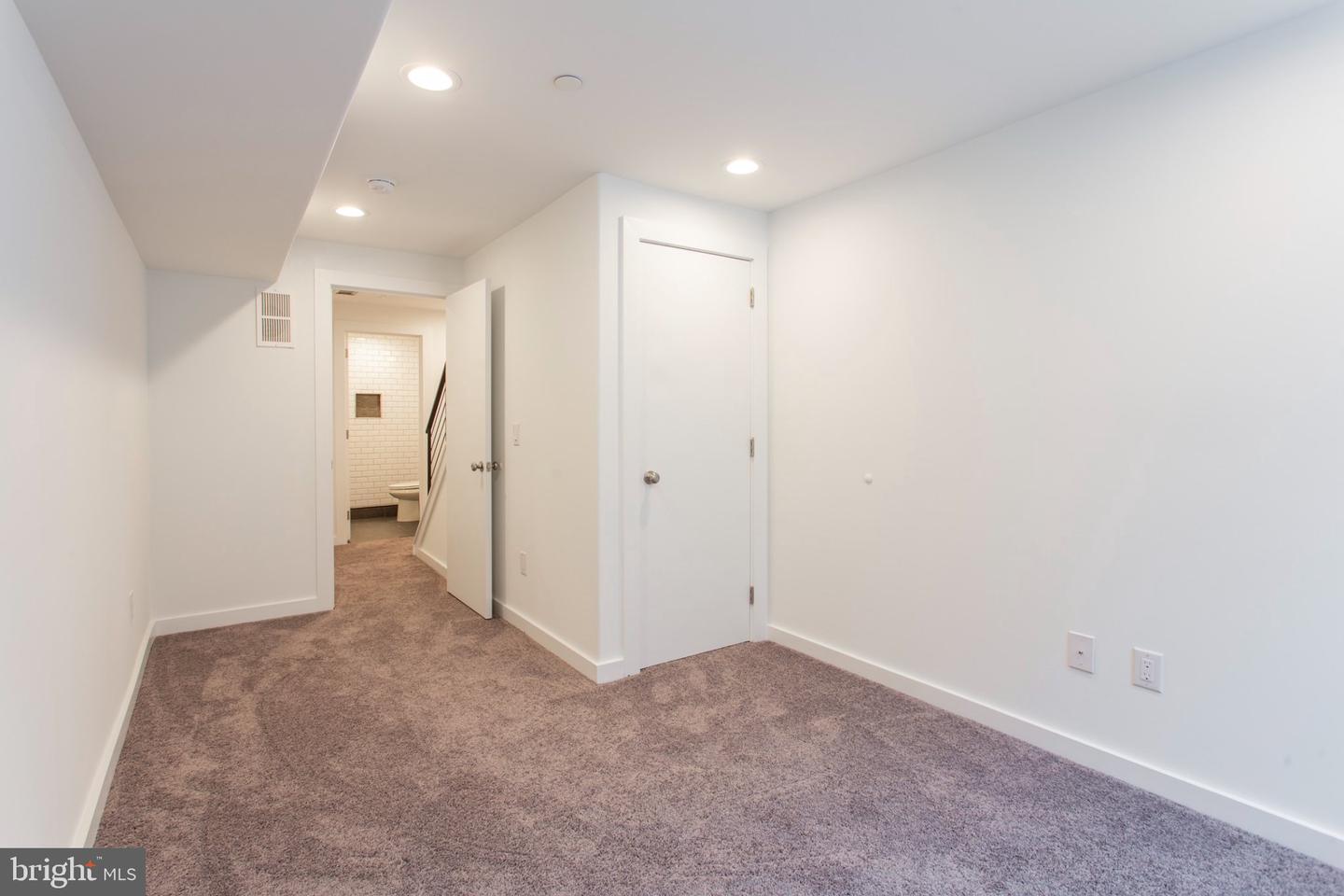 2611 Titan St Property Photo 16