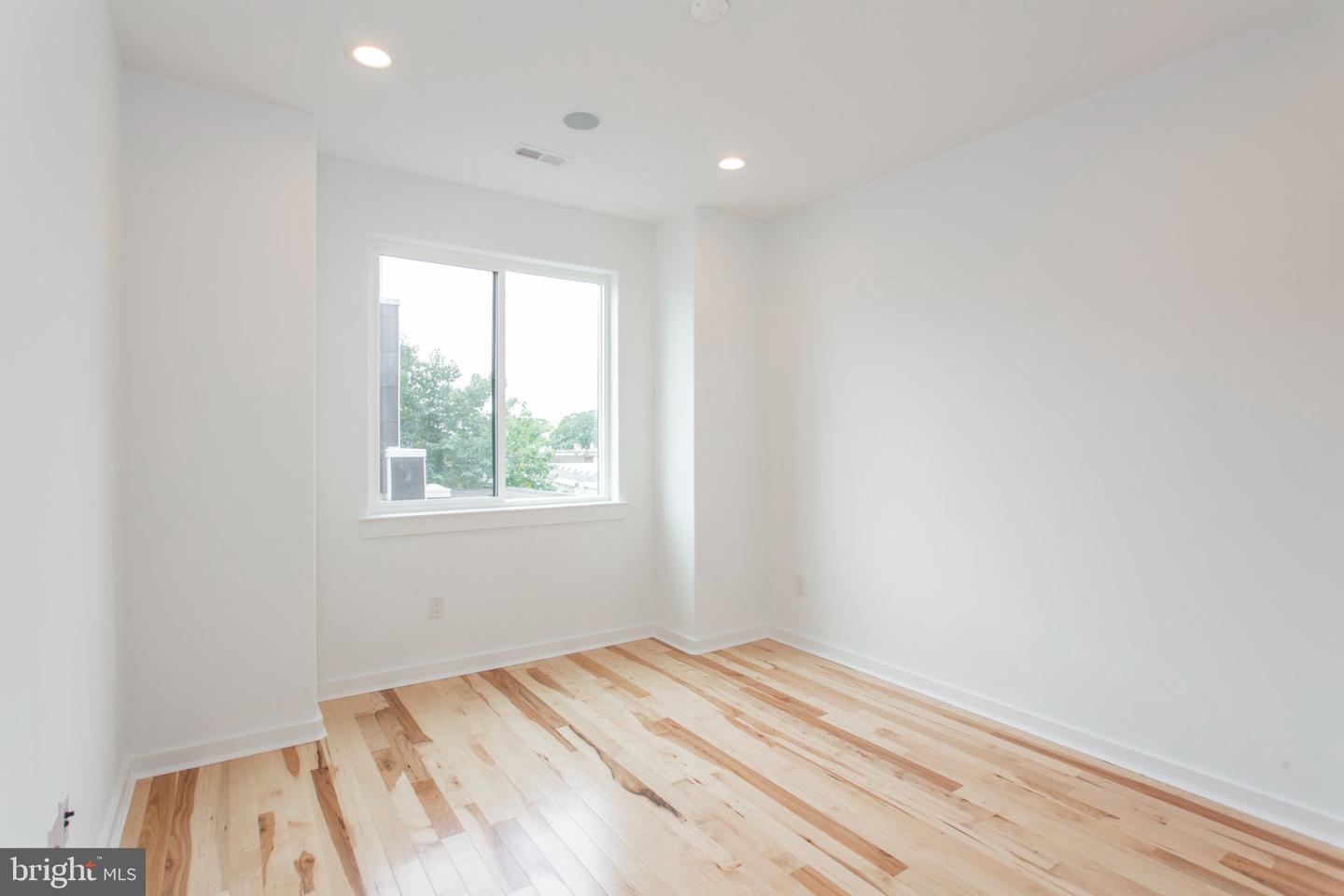 2611 Titan St Property Photo 27
