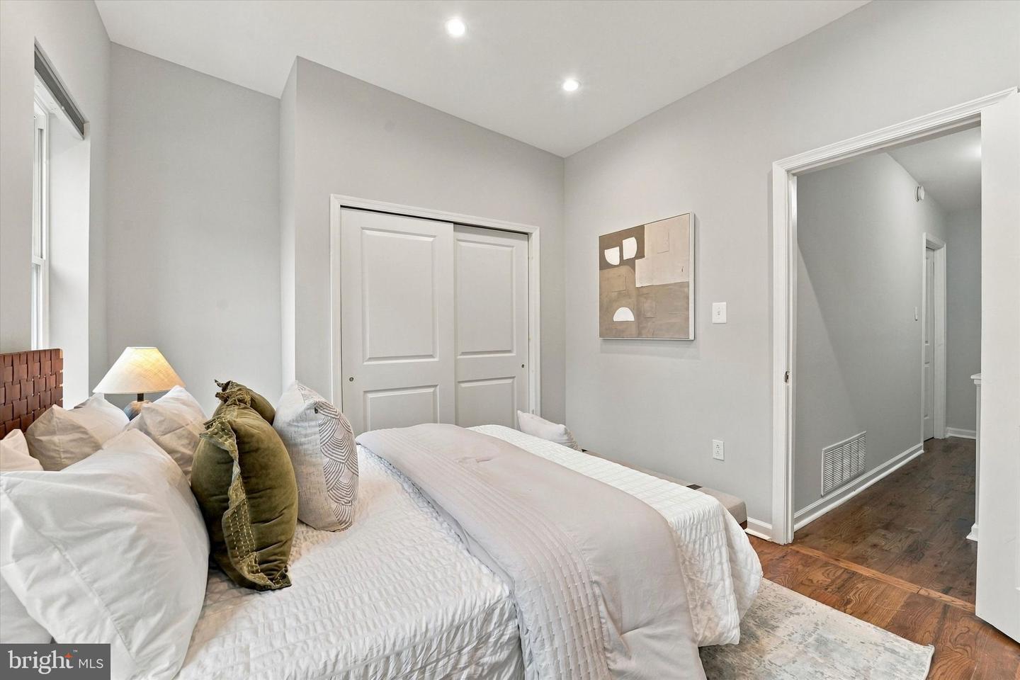 2027 Wilder St Property Photo 15