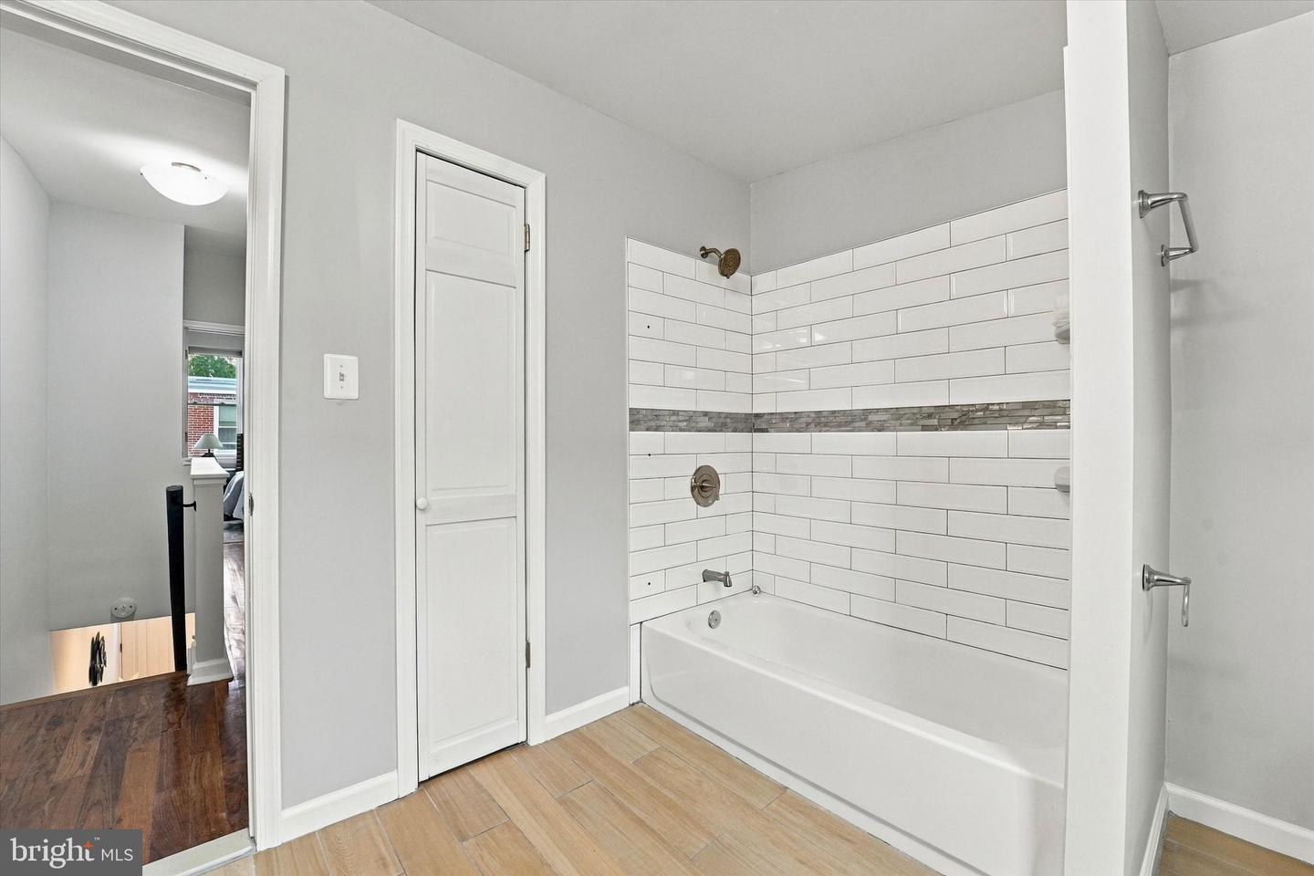2027 Wilder St Property Photo 20